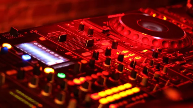 mixer, equipment, audio, mix, scratching, discotheque, hang up, disco, controller, sound studio, mixer, mixer, disco, disco, disco, disco, disco. A studio equipment disclosure policy that starts with a relationship register
