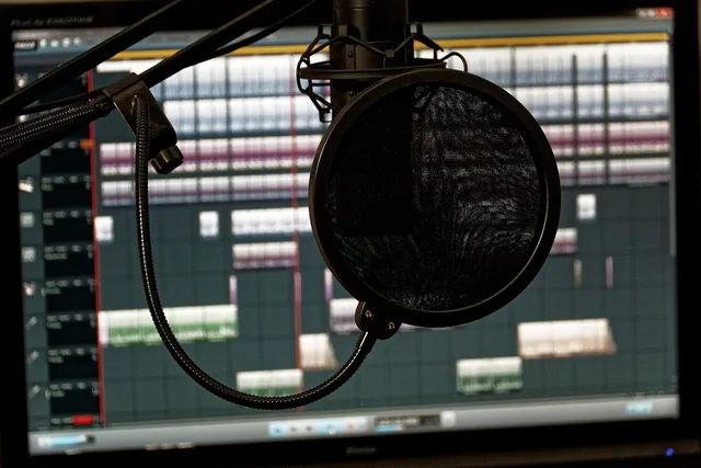 studio, music, mixer, audio, controller, music studio, recording, sound mixer, microphone, sound studio, pc, software, notebook, laptop, dj, studio, music studio, music studio, music studio, music studio, music studio. Studio equipment Cardiff Welsh-language creators: audio choices